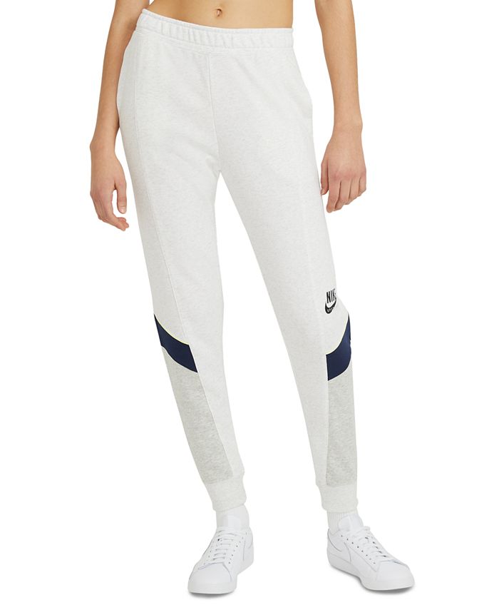 nike heritage fleece joggers