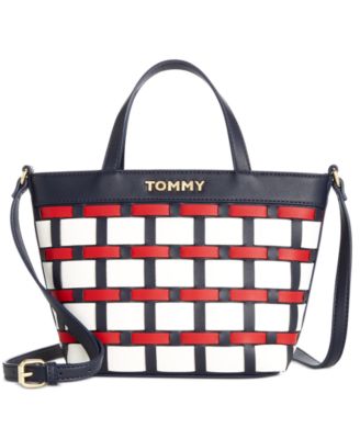 tommy hilfiger leeds satchel