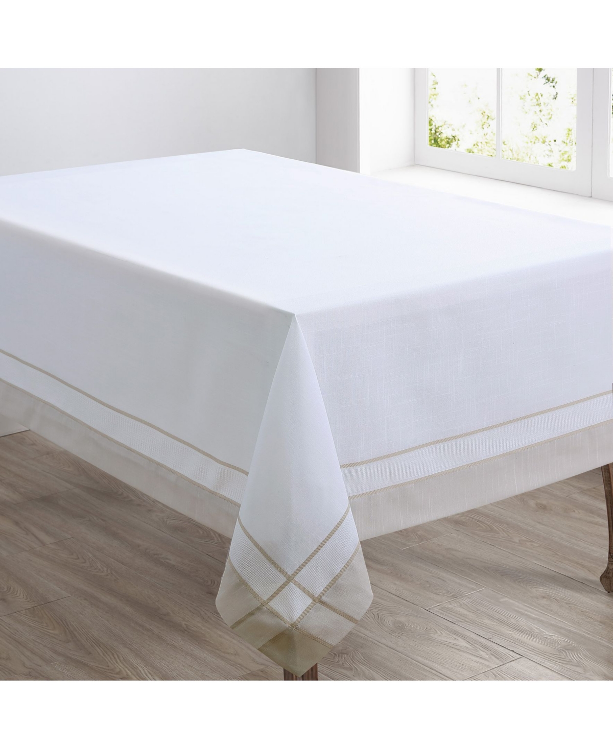 Saro Lifestyle Casual Tablecloth with Banded Border Design