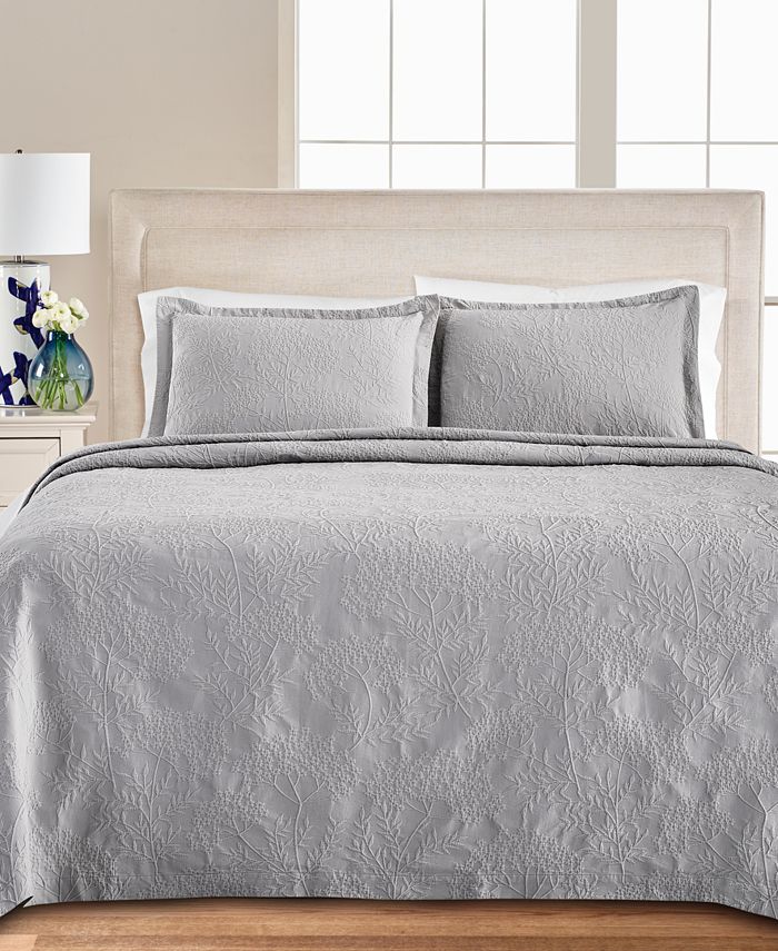 Martha Stewart Collection - Floral Matelasse Bedding Collection