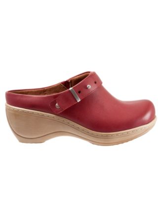Marquette Clog