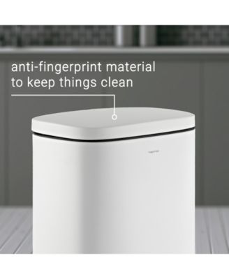 Curtis Step-Open Trash Can