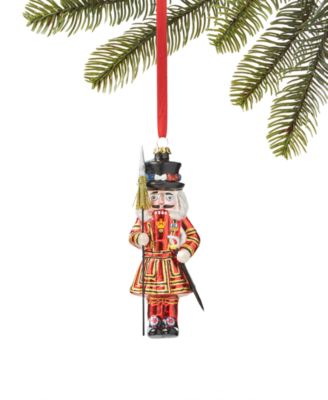 Holiday Lane - Around the World English Beefeater Nutcracker Ornament