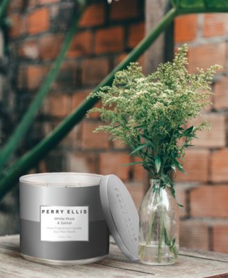 White Musk and Santal Candle, 14.5 oz