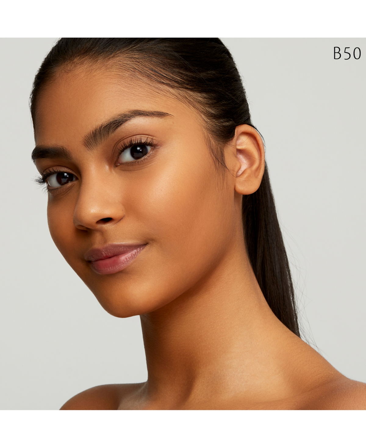 Clé De Peau Beauté Radiant Fluid Foundation Matte Broad Spectrum Spf 20 Sunscreen