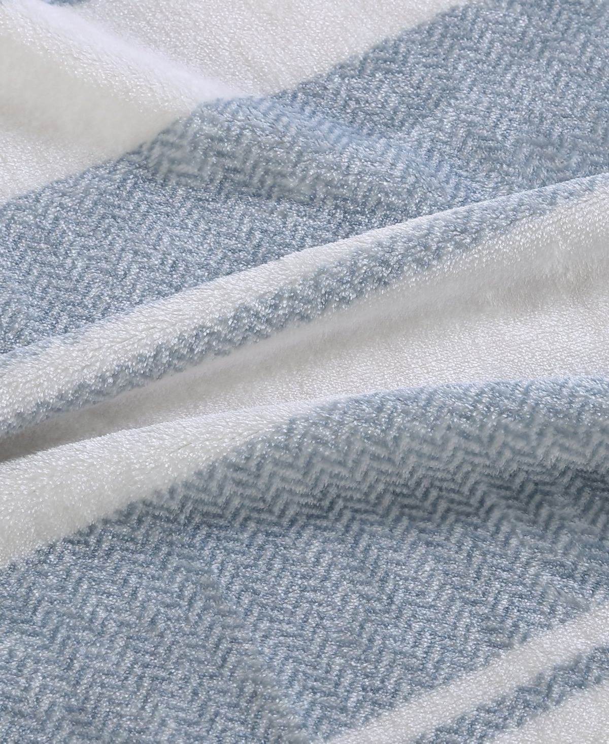 Eddie Bauer Ultra Soft Plush Fleece Blanket, Full/queen In Pebble Stripe