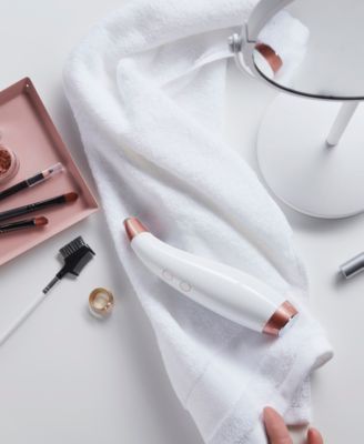 ReMOVE Micro Dermabrasion Device with Cooling Surface