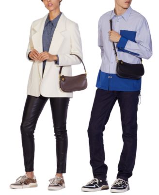 Swinger Medium Leather Shoulder Bag