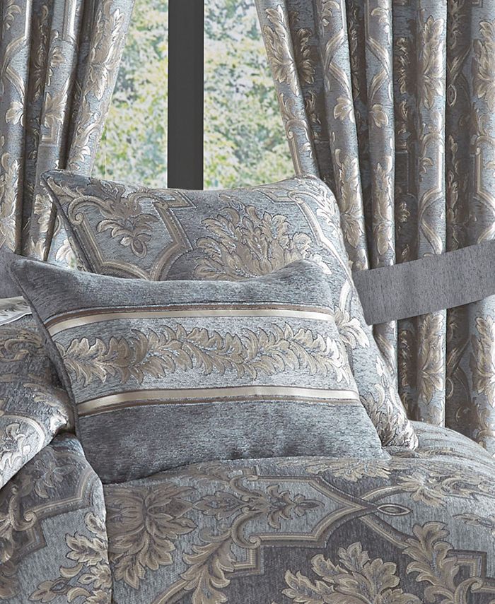 J Queen New York Woodhaven Square Decorative Throw Pillow, 20"x 20