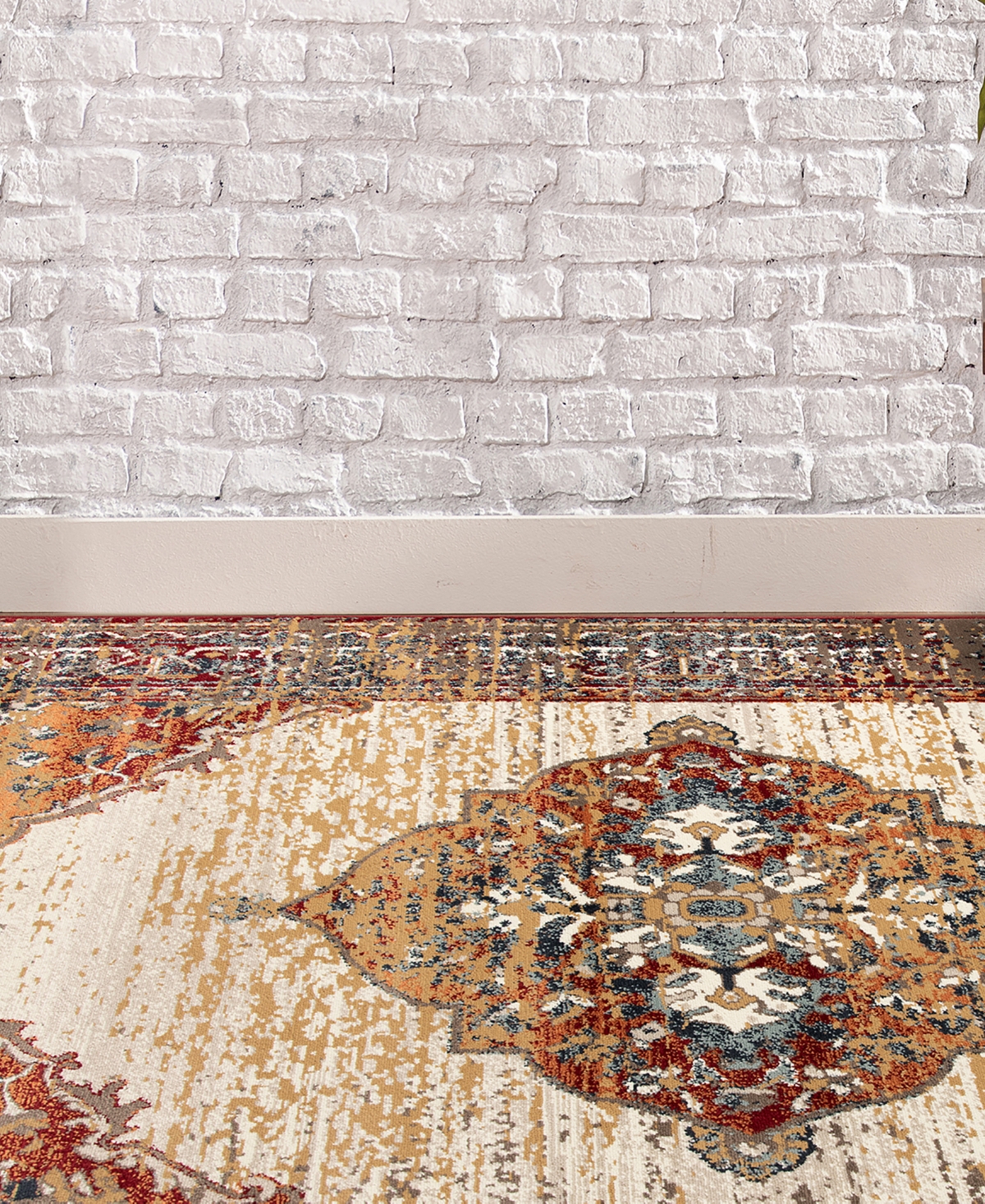 Amer Rugs Allure Alyanna Area Rug - Red