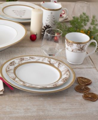 Charlotta Gold Set of 4 Holiday Harvest Accent Plates, 9"