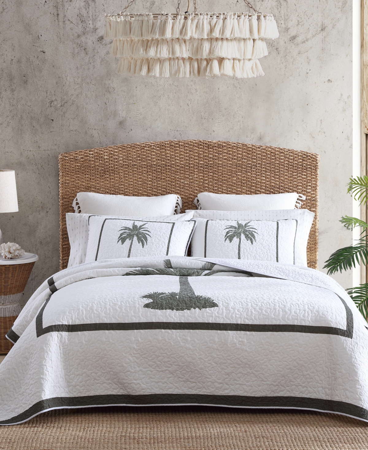 TOMMY BAHAMA HOME PALM ISLAND QUILT, FULL/QUEEN BEDDING