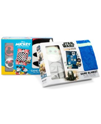 Star Wars CLOSEOUT! TicTacToe Blanket with Game Pieces