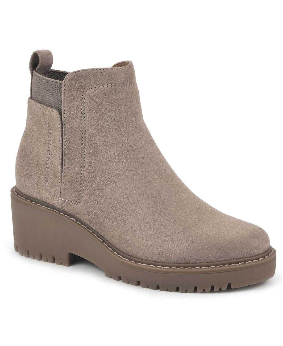 White Mountain Dear Block Heel Boot In Sand,fabric