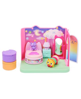 DreamWorks Gabby's Dollhouse, Sweet Dreams Bedroom with Pillow Cat Figure, 3 Accessories, 3 Furniture and 2 Deliveries