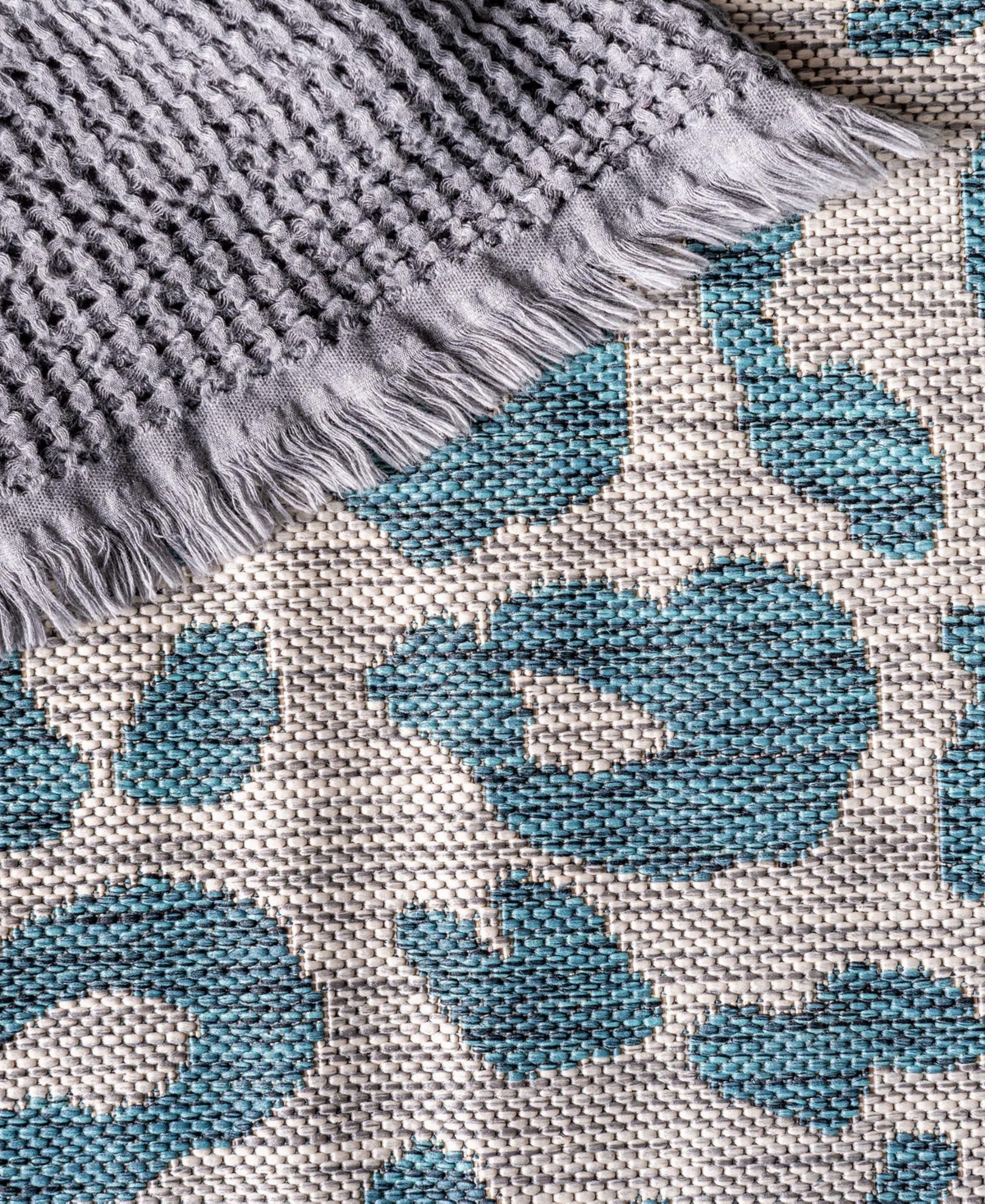 Bayshore Home Outdoor Pashio Safari Ii Leopard Area Rug