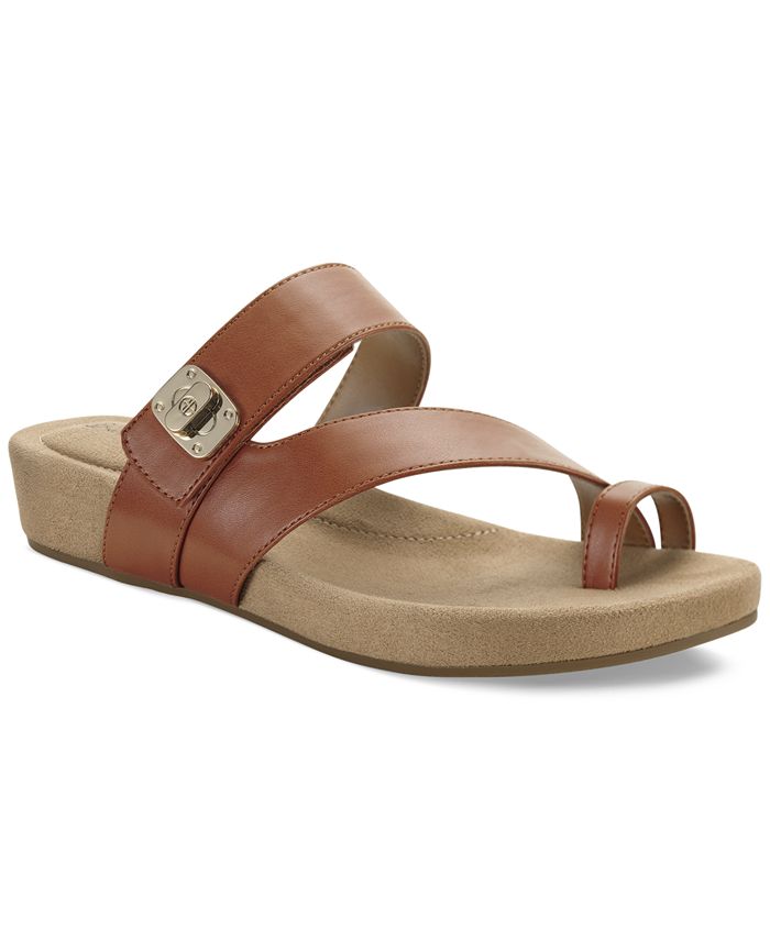 Giani Bernini Rilleyy Footbed Flat Sandals, Created for Macy's ...