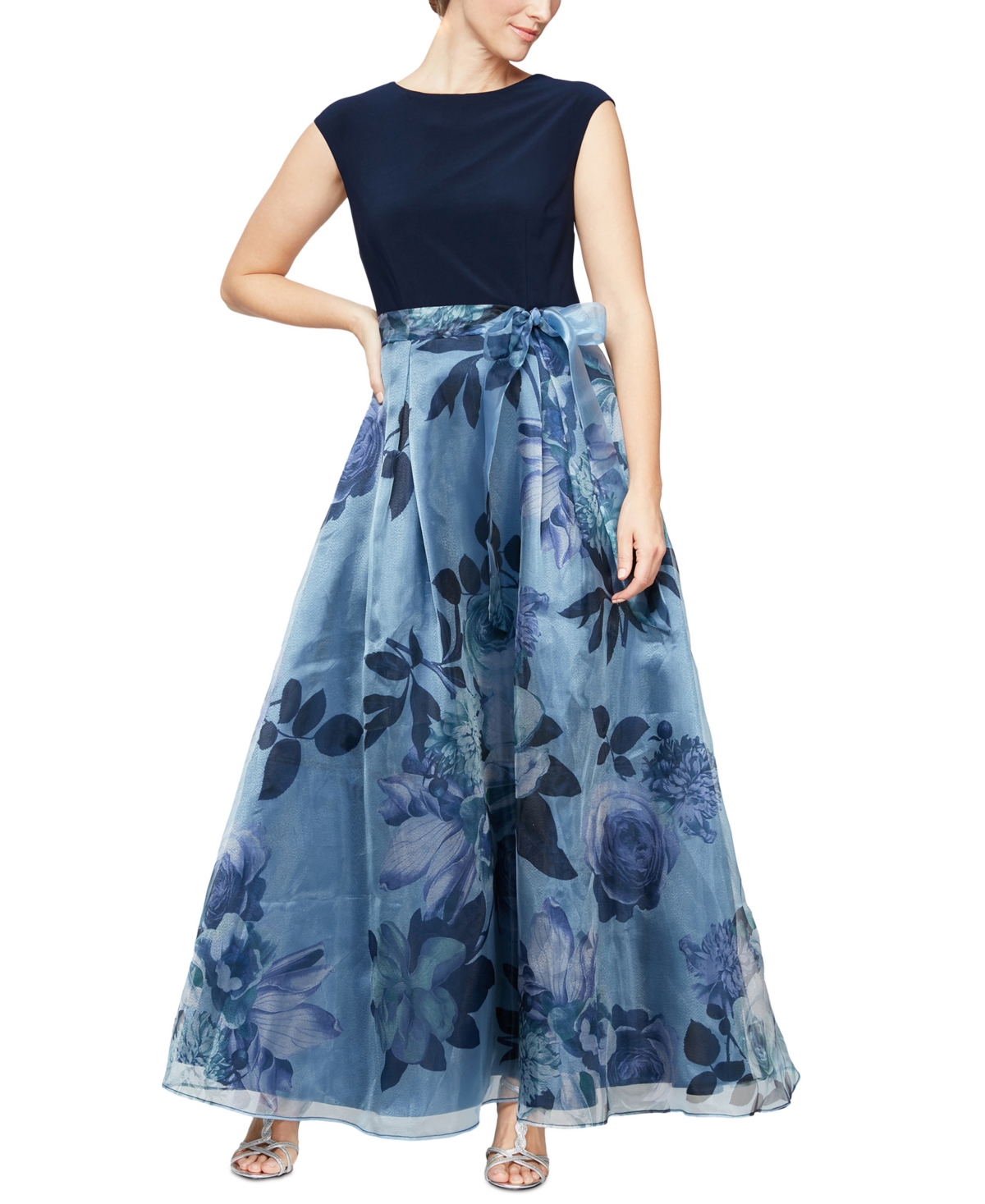 Sl Fashions Petite Floral-print Ball Gown In Navy | ModeSens
