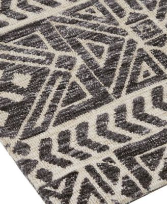 Colton R8627 3'6" x 5'6" Area Rug