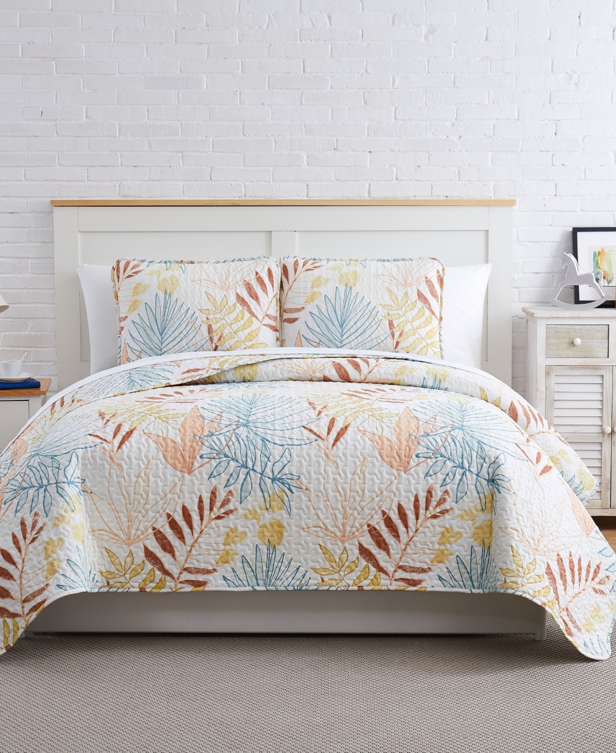 Southshore Fine Linens Tropic Leaf Quilt And Sham 3 Piece Set, Twin Or Twin Xlong In Multi
