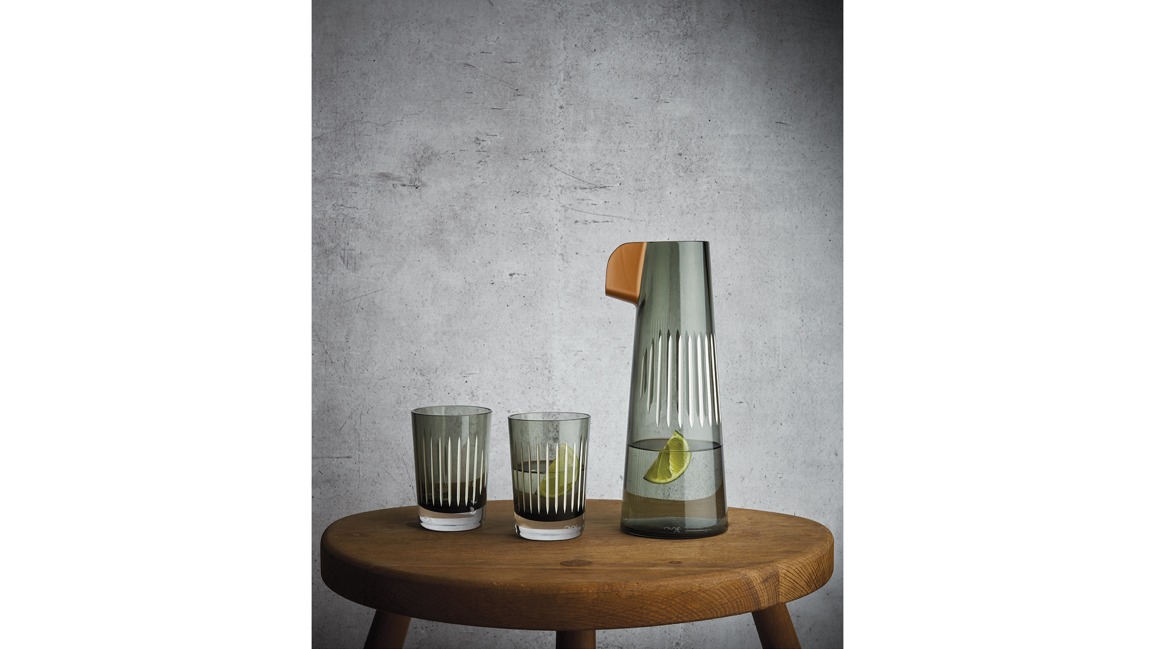 Nude Glass Parrot Carafe with Tumblers, Set of 3