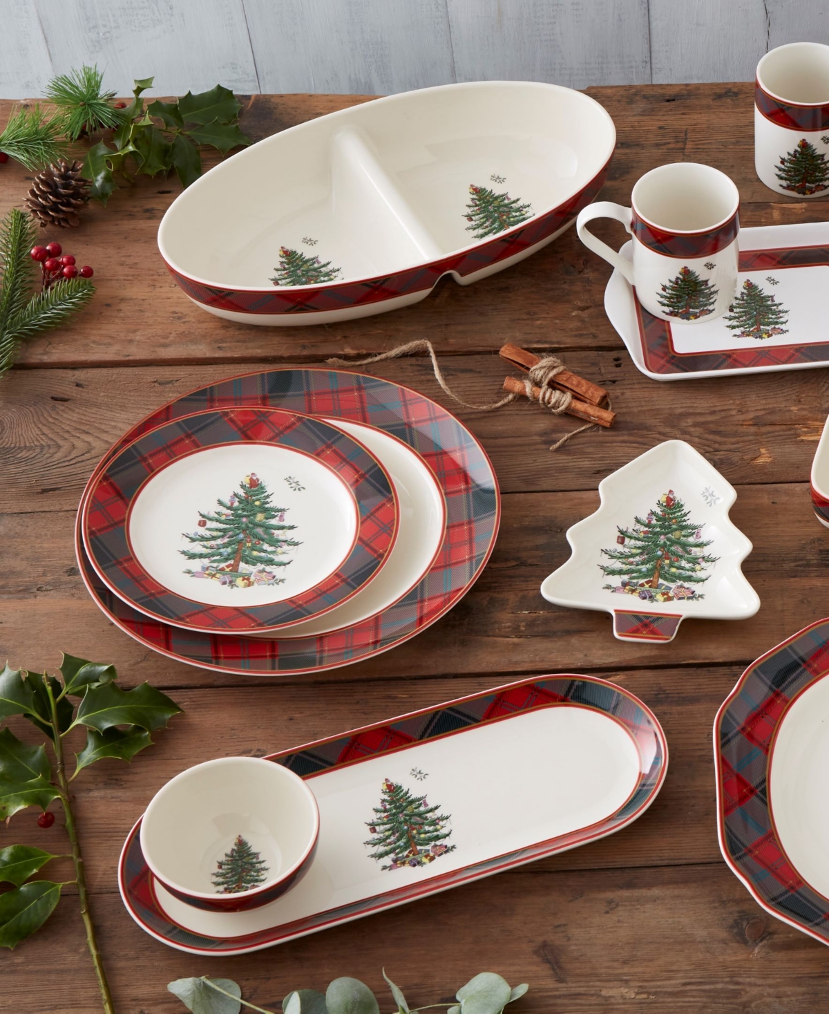 Spode Christmas Tree Tartan Shape Spoon Rest