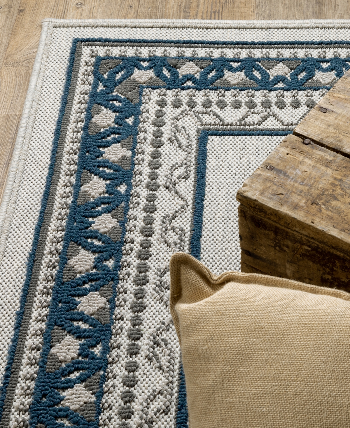 Oriental Weavers Torrey 8020W 5'3" x 7'3" Area Rug