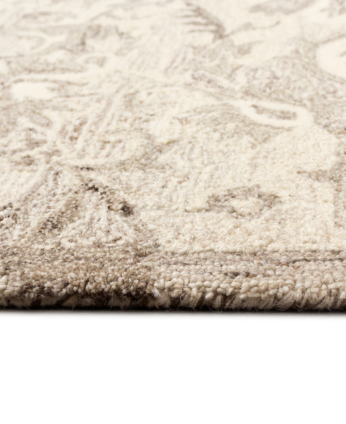 Liora Manne' Hana Flora 5' x 7'6" Area Rug