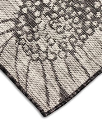 Carmel Sunflower Field 4'10" x 7'6" Outdoor Area Rug