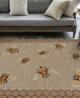 Frontporch Honeycomb Bee 5' x 7'6" Outdoor Area Rug