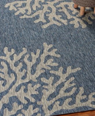 Nassau NASS810B 7'9" x 9'5" Outdoor Area Rug