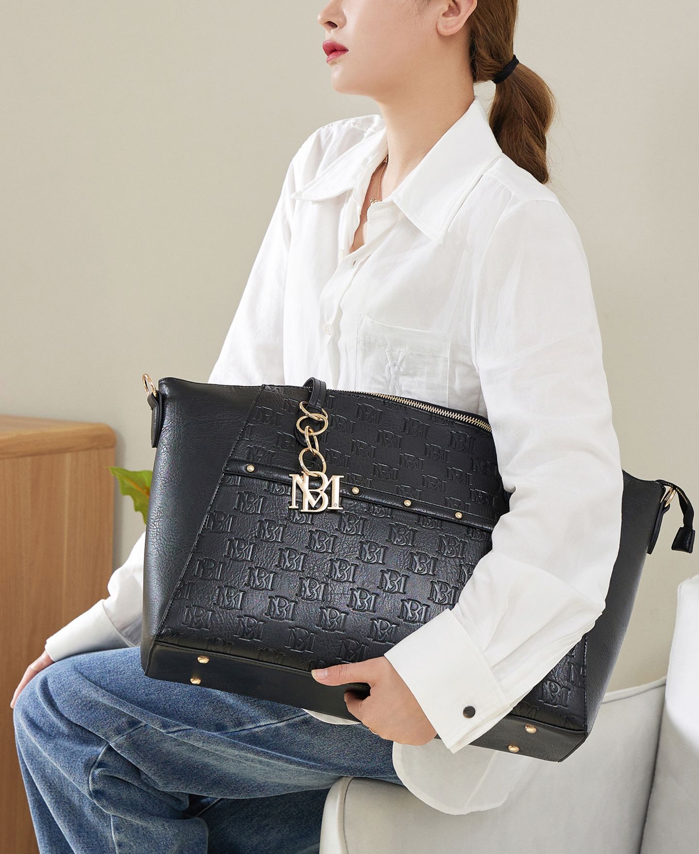 Женская сумка Badgley Mischka Caroline Tote Weekender Travel, цвет: Чёрный — фото 10