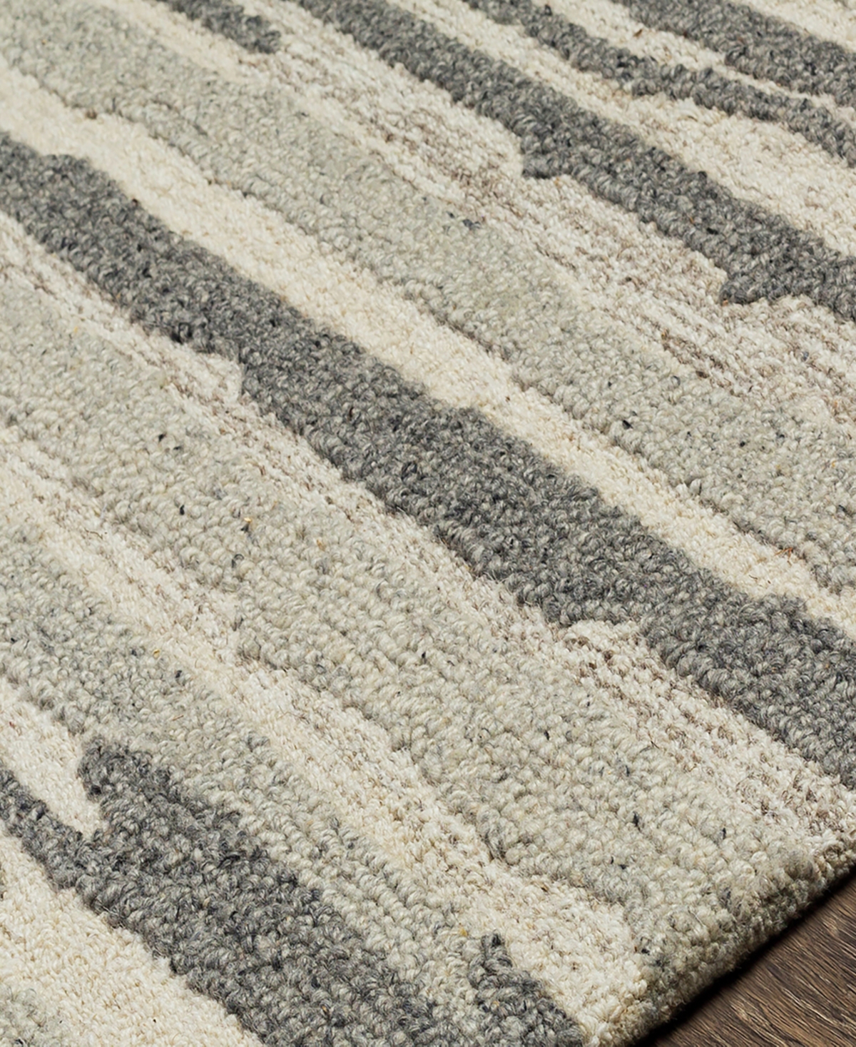 Livabliss Madelyn Myn-2306 5' x 7'6" Area Rug