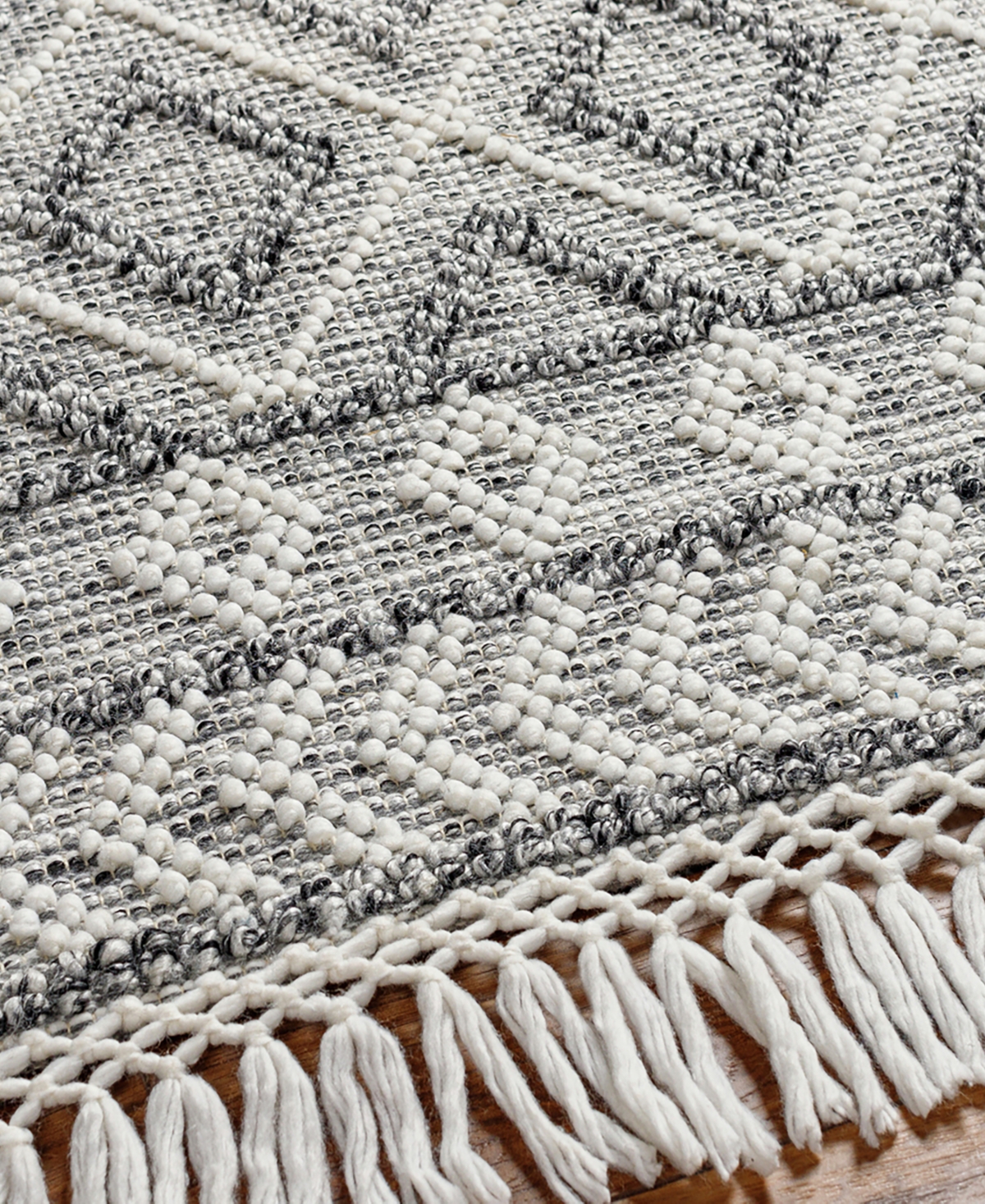 Livabliss Fleur Fle-2301 Outdoor Area Rug - White