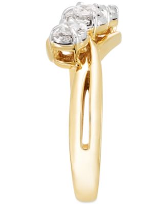 Diamond Three Stone Ring (1/4 ct. t.w.) in 10k White or Yellow Gold