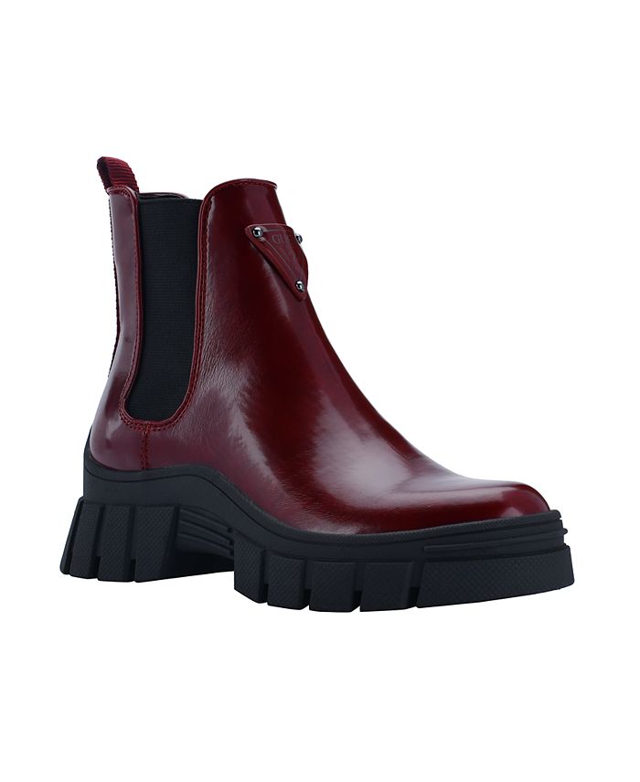 women's hestia lug sole chelsea booties