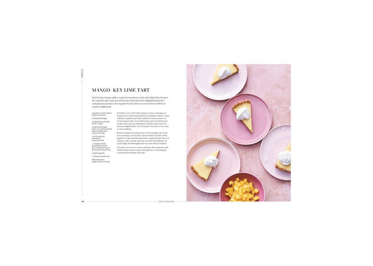 Martha Stewart's Fruit Desserts - 100+ Delicious Ways to Savor the Best of Every Season - A Baking Book by Martha Stewart Living