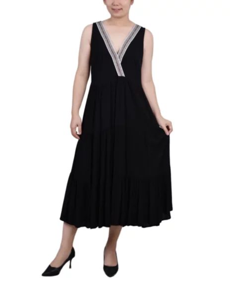 Petite Sleeveless Surplice Tiered Dress - Black