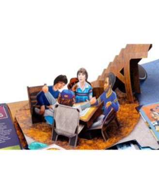 Barnes & Noble Stranger Things: The Ultimate Pop-Up Book (Reinhart Pop ...