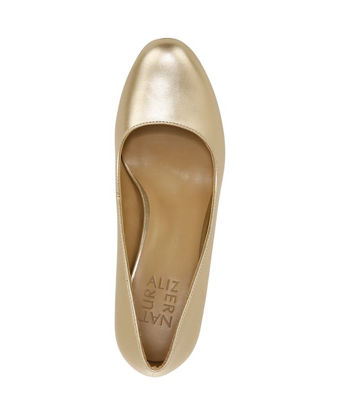 naturalizer berlin pumps