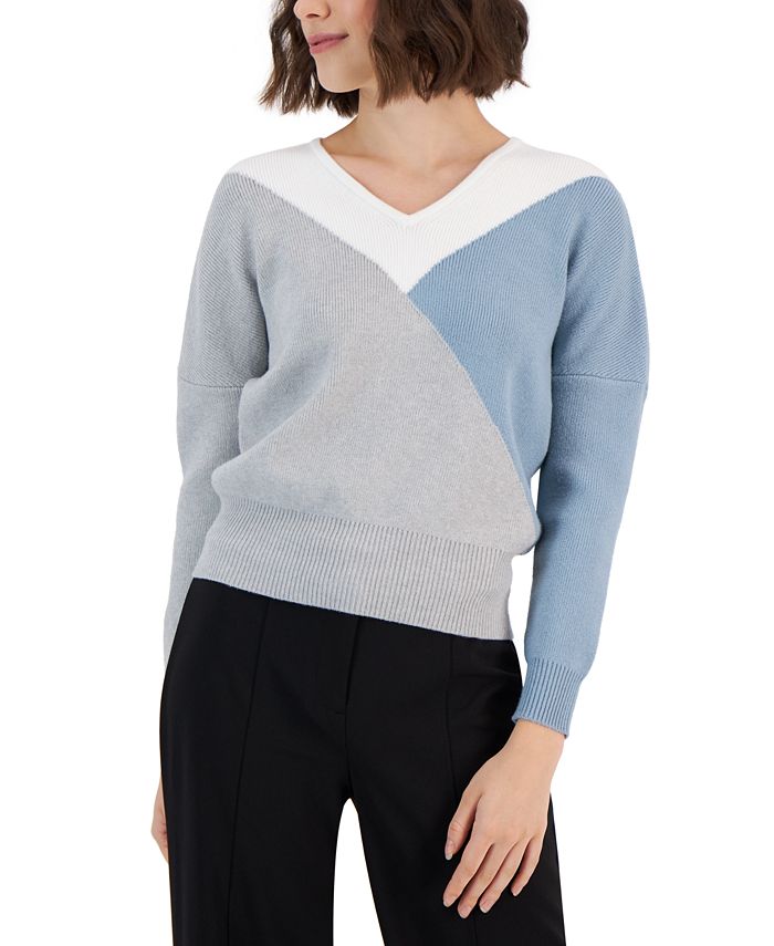 T Tahari Women's Colorblocked V-Neck Long-Sleeve Sweater & Reviews -  Sweaters - Women - Macy's