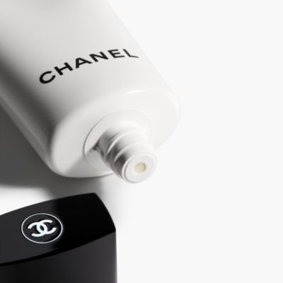Amazon.com: CHANEL LA Mousse Anti-Pollution Cleansing Cream