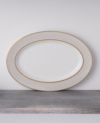 Noble Pearl Oval Platter, 14"