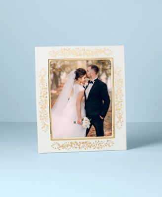 Lenox Opal Innocence 8x10 Frame