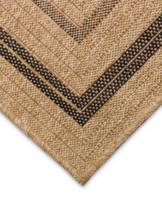 Sahara Multi Border 5'3" x 7'3" Outdoor Area Rug