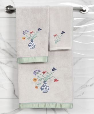 Turkish Cotton Stella Embellished 2-Pc. Bath Towel Set