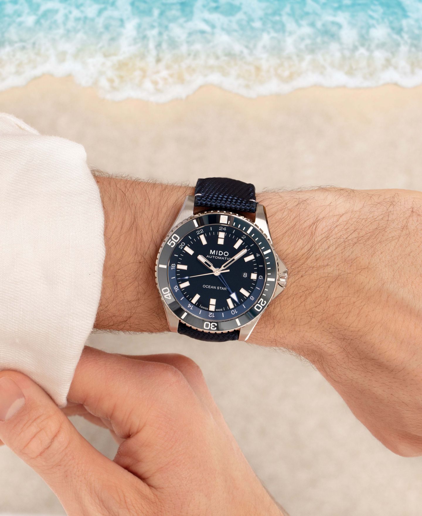 Мужские часы Mido Swiss Automatic Ocean Star GMT Blue Fabric Strap Watch 44mm — фото 4