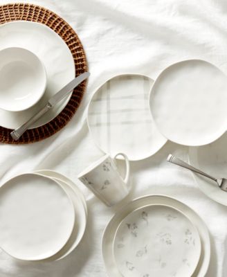 Bay Colors Solid Dinner Plates, Set of 4