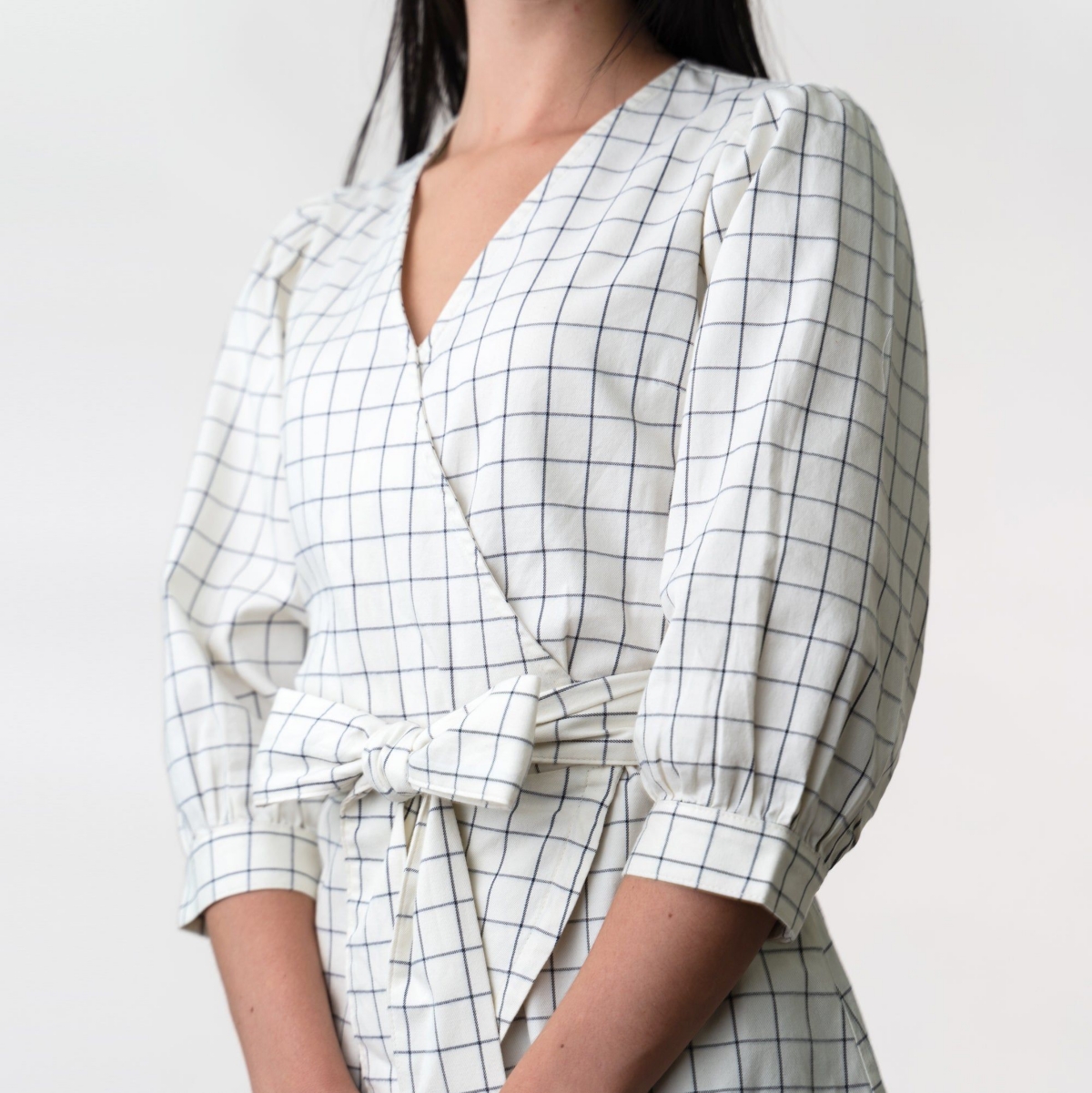 Hope & Henry Women's Puff Sleeve Wrap Top - Ivory and Navy Windowpane