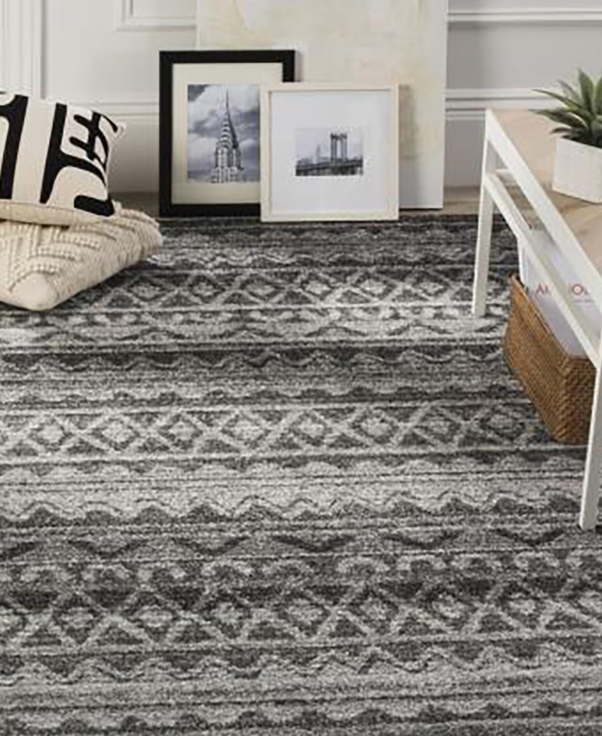 Safavieh Adirondack 119and Charcoal x Area Rug - Ivory